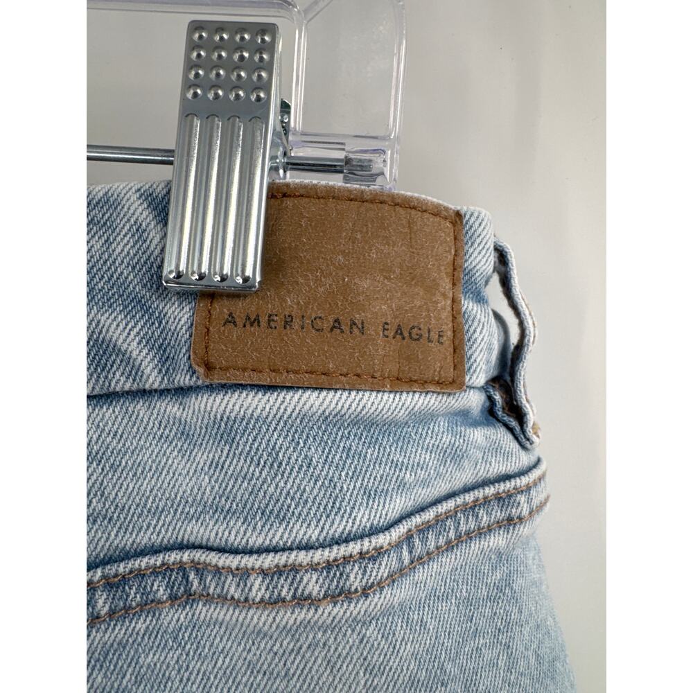 American Eagle curvy mom jeans light blue size 18 short - Picture 4 of 8